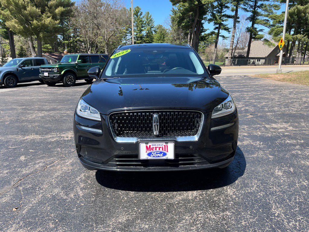 Used 2022 Lincoln Corsair Reserve w/ Equipment Group 201A AWD/4WD image 2
