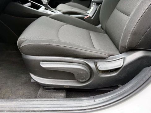 Used 2023 Kia Forte LXS FWD image 15