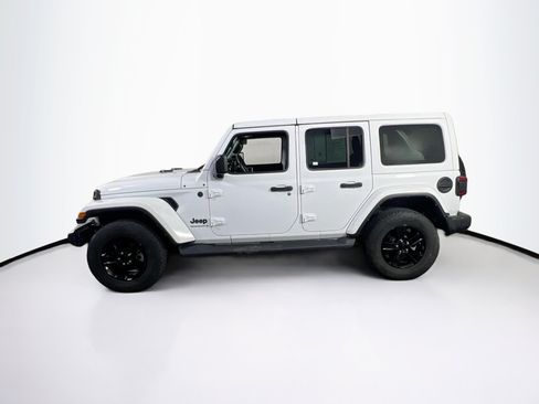 Used 2023 Jeep Wrangler Unlimited Sahara AWD/4WD image 8