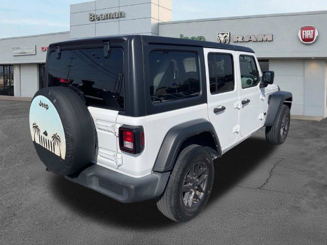 Used 2024 Jeep Wrangler Unlimited Sport AWD/4WD image 3