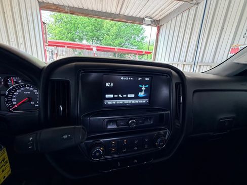Used 2019 Chevrolet Silverado 2500 W/T w/ WT Convenience Package image 13