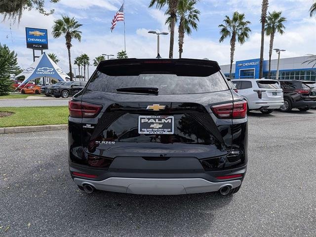 New 2026 Chevrolet Blazer LT w/ Convenience Package FWD image 32