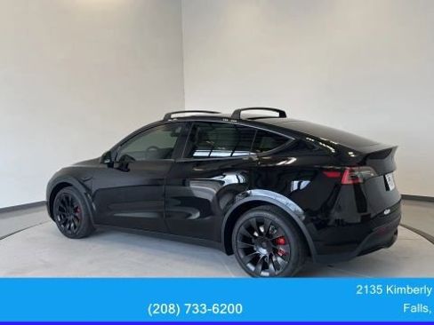 Used 2021 Tesla Model Y Long Range AWD/4WD image 10