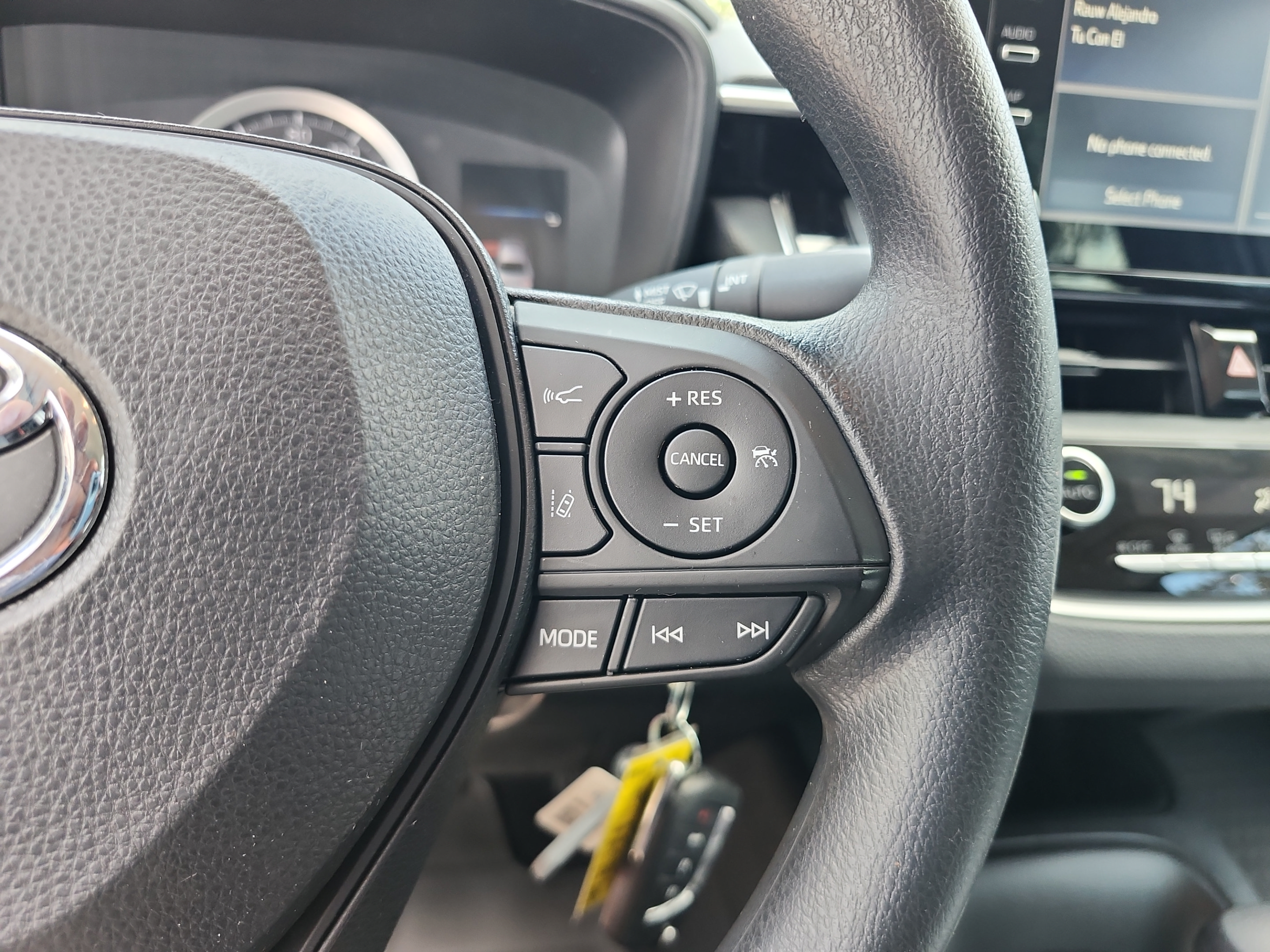 Used 2020 Toyota Corolla LE FWD image 25