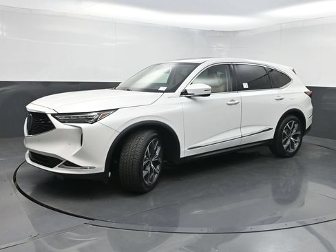 Used 2023 Acura MDX w/ Technology Package FWD image 28