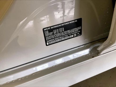 New 2026 BMW 330i Sedan w/ Premium Package image 18