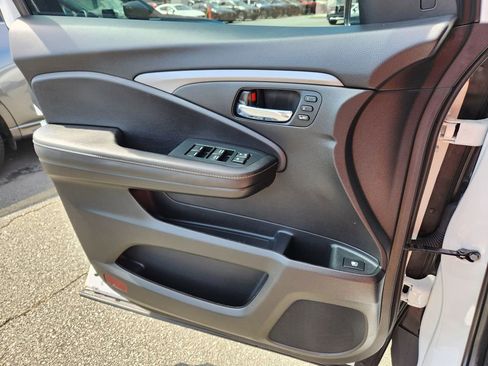 Certified 2023 Honda Ridgeline RTL image 24
