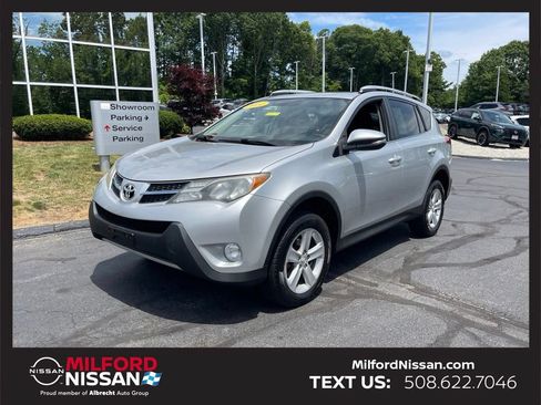 Used 2014 Toyota RAV4 XLE AWD/4WD image 1