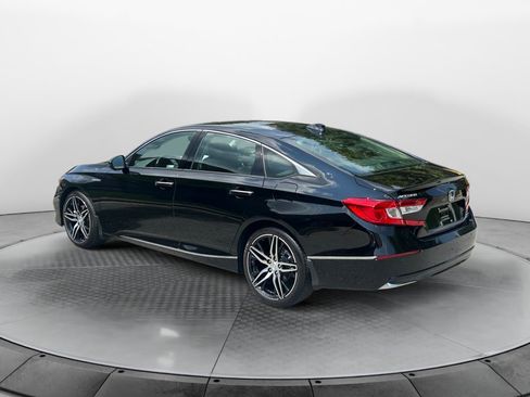 Used 2022 Honda Accord Touring image 5