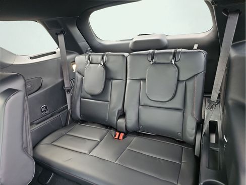 New 2026 Ford Explorer ST-Line w/ ST-Line Street Pack AWD/4WD image 15