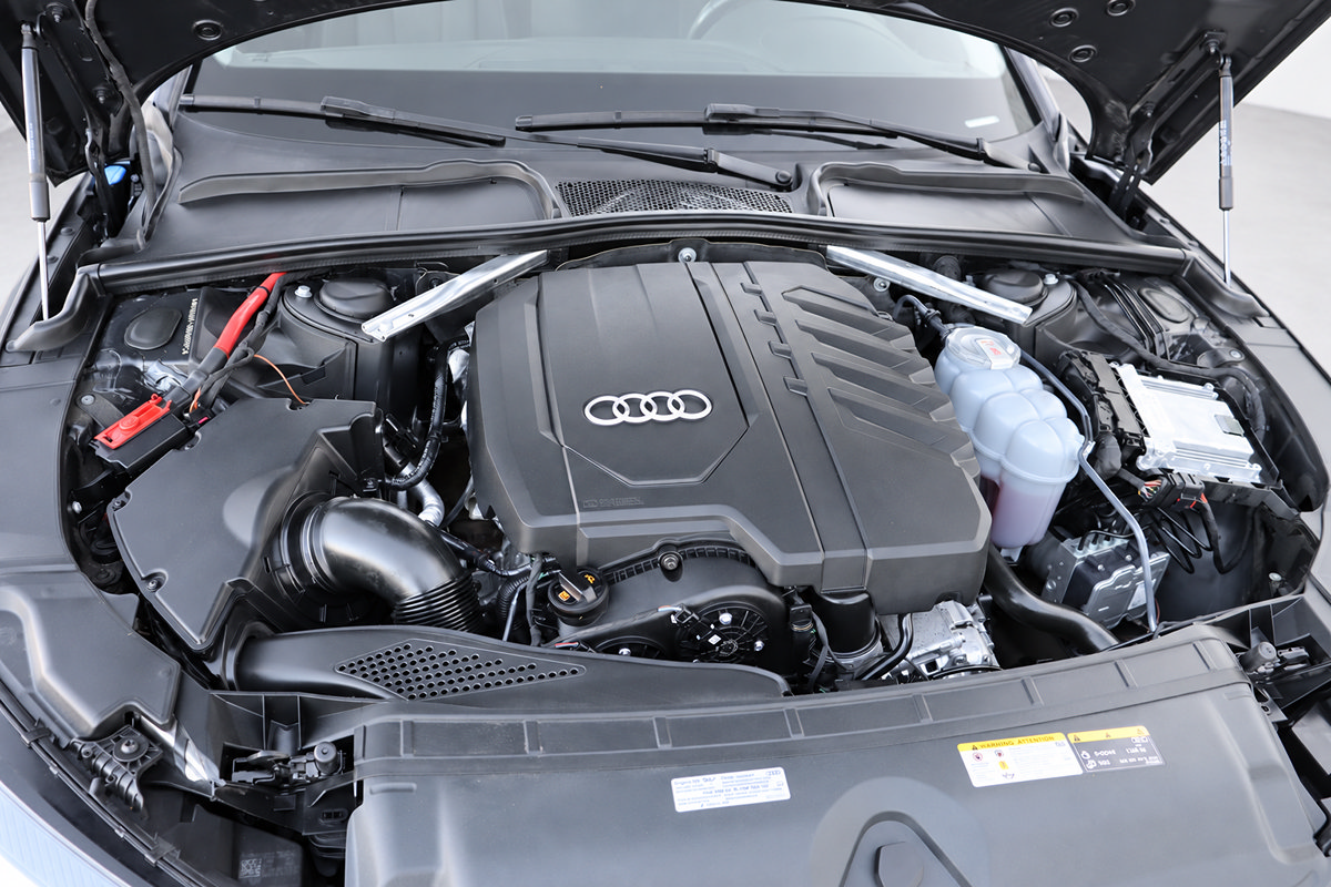 Used 2021 Audi A4 2.0T Premium w/ Convenience Package AWD/4WD image 43