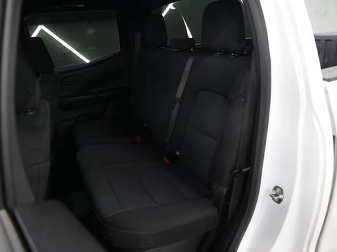 Used 2024 Chevrolet Colorado W/T RWD image 15