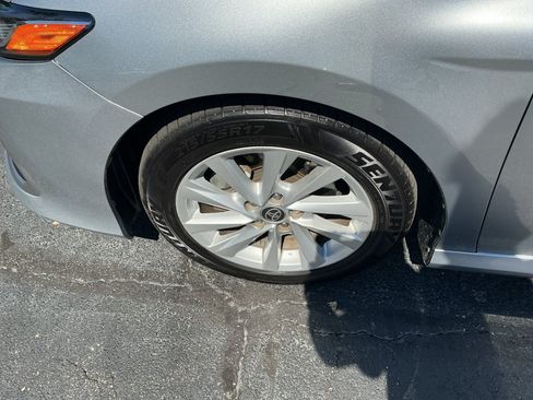 Used 2022 Toyota Camry LE w/ Convenience Package FWD image 30