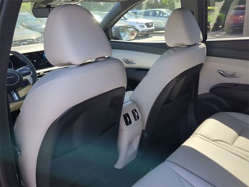 New 2026 Hyundai Tucson Limited image 18