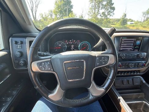 Used 2019 GMC Sierra 2500 Denali w/ Duramax Plus Package AWD/4WD image 25