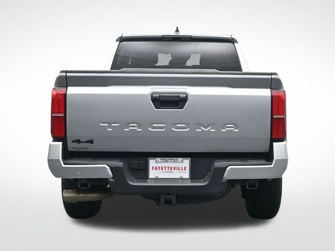 Used 2024 Toyota Tacoma TRD Off-Road image 7