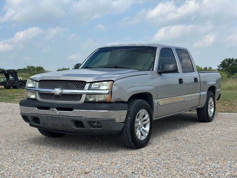 Used 2005 Chevrolet Silverado 1500 LS w/ Light Duty Power Package RWD image 2