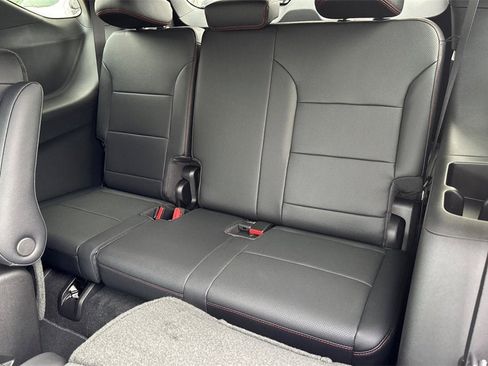 New 2026 Chevrolet Traverse Z71 image 15