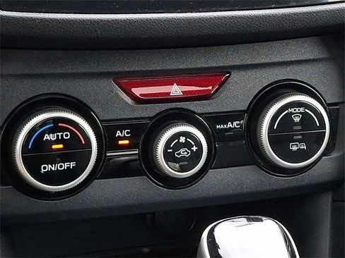 Used 2019 Subaru Crosstrek 2.0i Limited w/ Moonroof Package w/Navigation AWD/4WD image 16