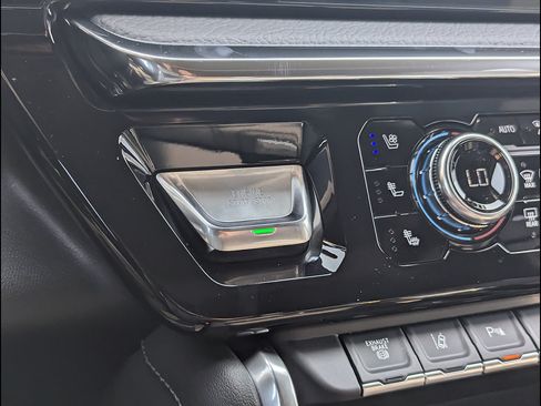 New 2026 GMC Sierra 2500 Denali AWD/4WD image 23
