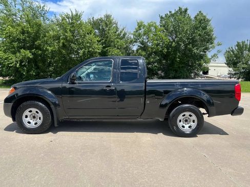 Used 2019 Nissan Frontier S RWD image 9