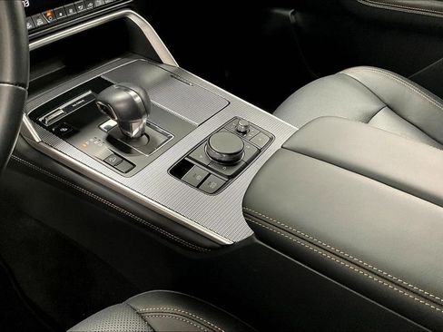 Used 2025 MAZDA CX-70 Plug-In Hybrid w/ Premium Pkg image 17