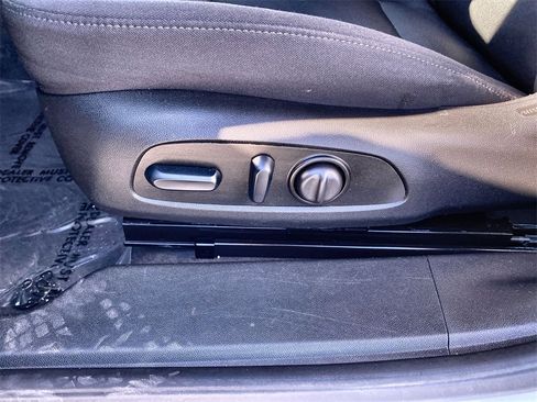 Used 2024 Chevrolet Malibu LT image 31