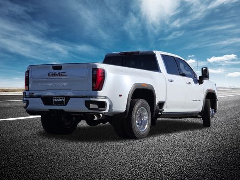 New 2026 GMC Sierra 3500 Denali w/ Denali Reserve Package image 25