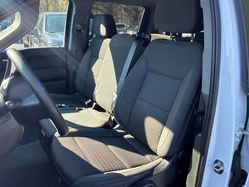 Used 2022 Chevrolet Silverado 1500 Custom AWD/4WD image 17