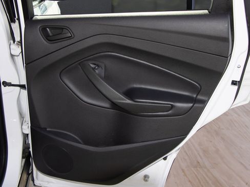 Used 2017 Ford Escape S image 18