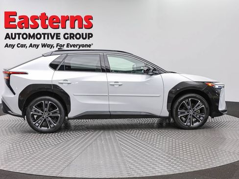 Used 2023 Toyota bZ4X AWD w/ Weather Package image 4