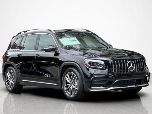 New 2026 Mercedes-Benz GLB 35 AMG 4MATIC image 7