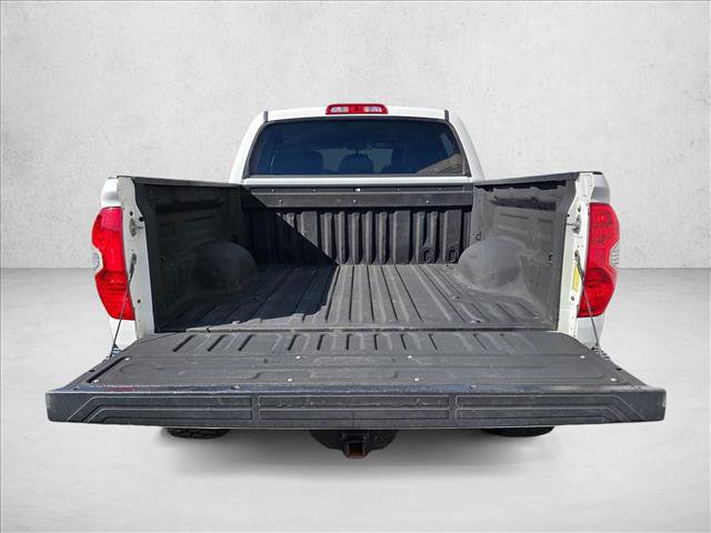 Used 2015 Toyota Tundra SR5 w/ SR5 Upgrade Package AWD/4WD image 10