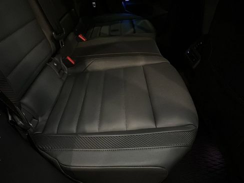 Used 2024 Volkswagen Golf R image 19