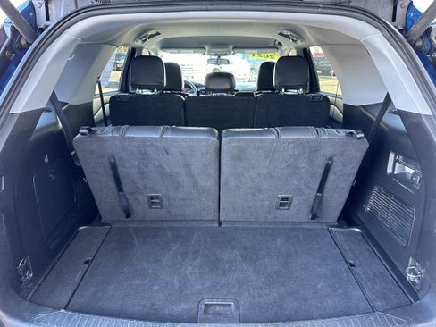 Certified 2021 Ford Explorer XLT w/ Equipment Group 202A image 8