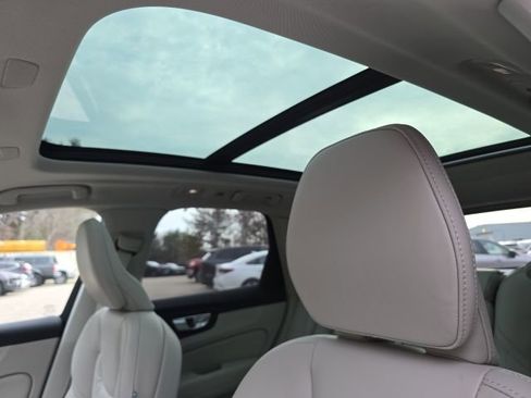 New 2026 Volvo XC60 T8 Ultra w/ Protection Package Premier AWD/4WD image 25