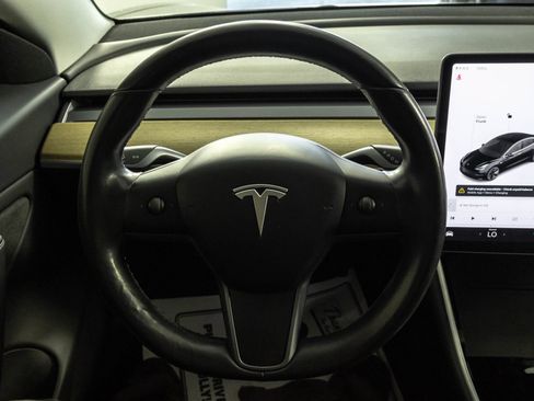 Used 2018 Tesla Model 3 Long Range AWD/4WD image 26