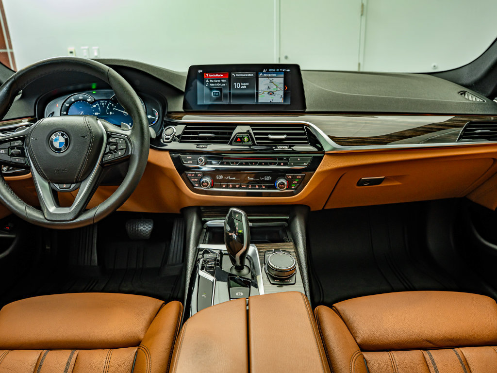 Used 2019 BMW 540i xDrive w/ Convenience Package AWD/4WD image 33