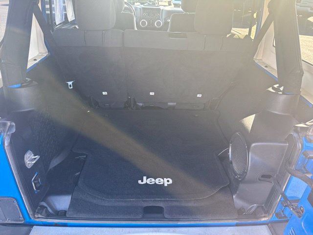 Used 2011 Jeep Wrangler Unlimited Sahara w/ Trailer Tow Group AWD/4WD image 16