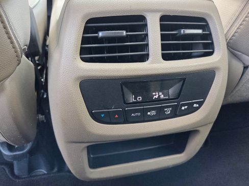 Used 2017 Honda Pilot EX-L image 7