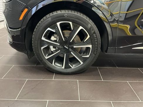 Used 2024 Lincoln Nautilus Reserve w/ Equipment Group 203A image 17