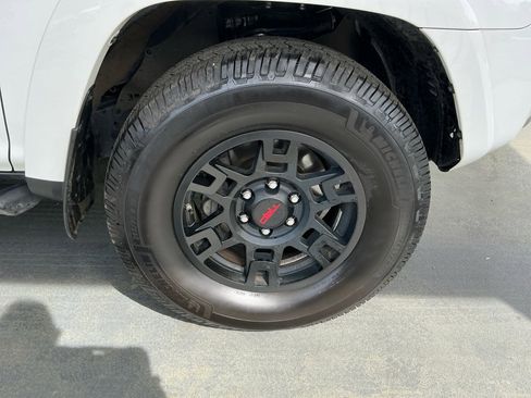 Used 2023 Toyota 4Runner TRD Off-Road Premium w/ Moonroof Package image 31