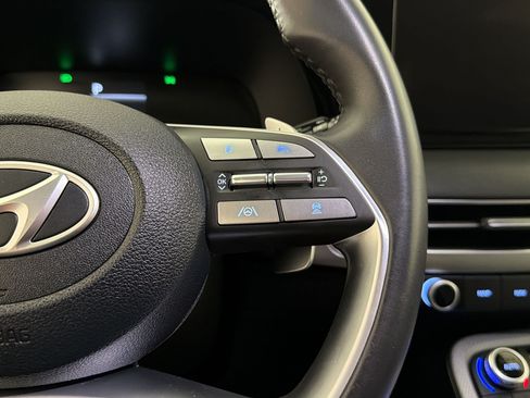 Used 2025 Hyundai Palisade SEL FWD image 16