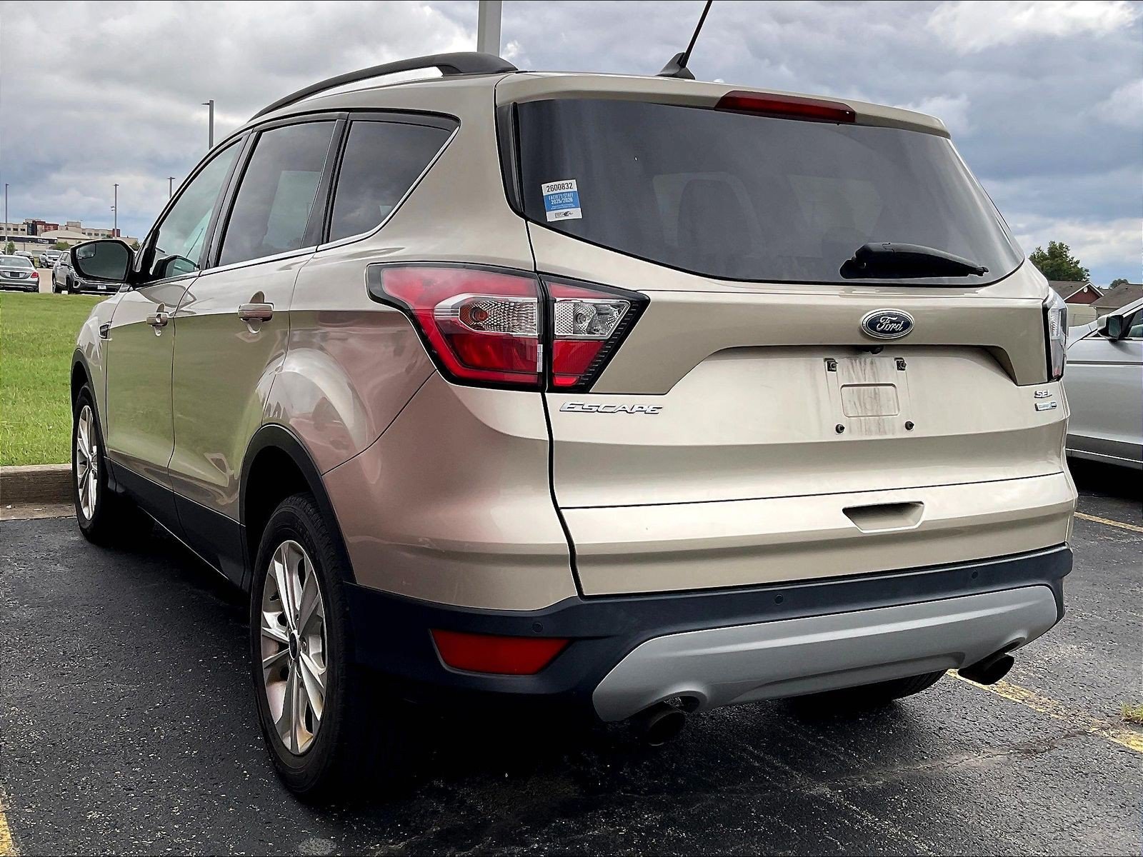 Used 2018 Ford Escape SEL AWD/4WD image 3