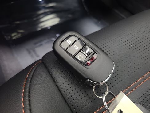 Used 2026 Honda CR-V Sport Touring image 39