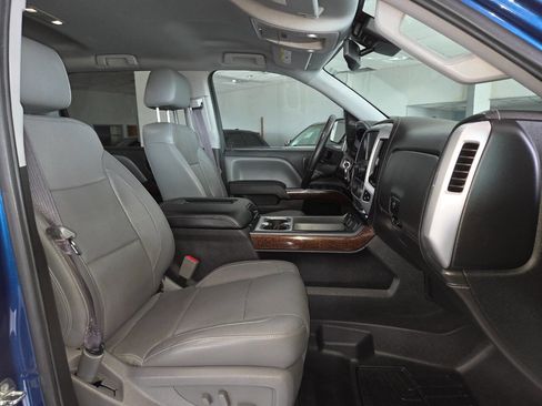 Used 2017 GMC Sierra 1500 SLT AWD/4WD image 32