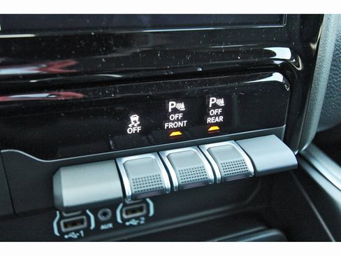 Used 2026 RAM 1500 Lone Star RWD image 28