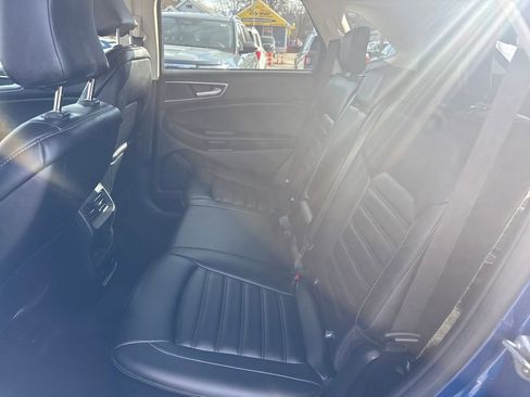 Used 2024 Ford Edge SEL w/ Convenience Package image 16
