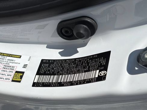 Used 2024 Toyota Corolla XSE FWD image 15