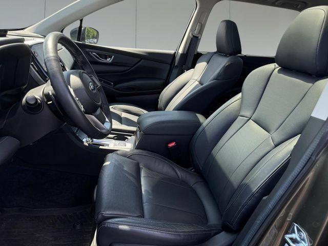 Used 2025 Subaru Ascent Limited AWD/4WD image 11